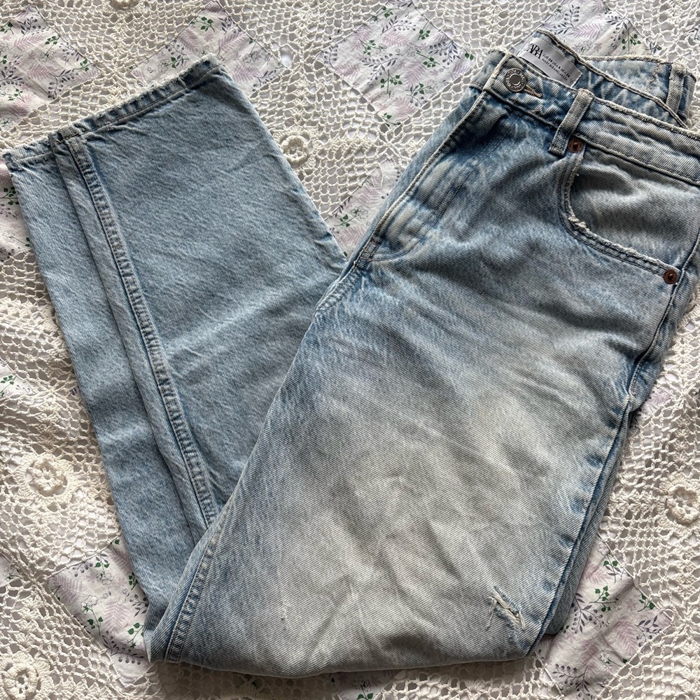 Zara light wash straight leg jeans